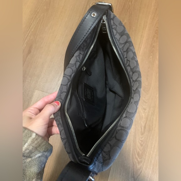 Coach Small Dufflette in Signature Jacquard - Picture 9 of 14